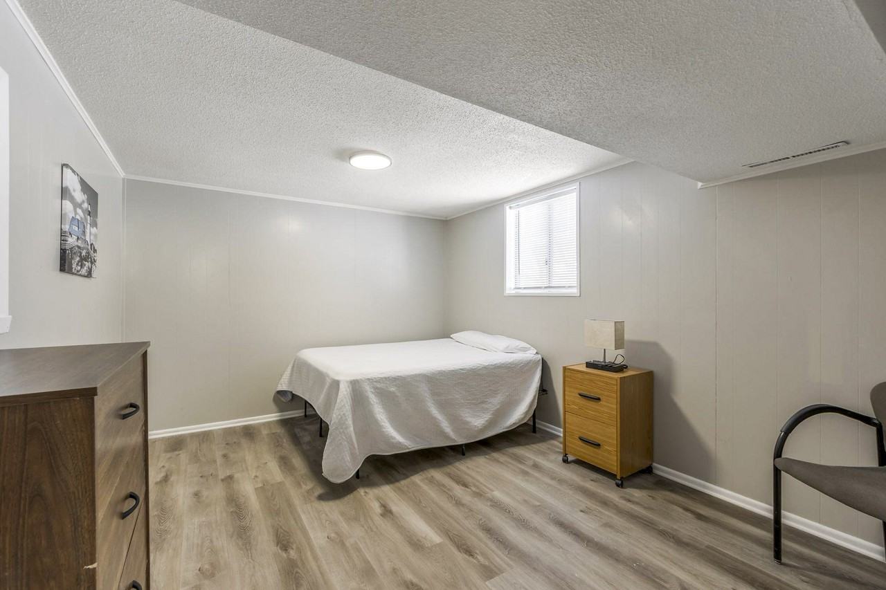 Ne Maggie Ave - Photo 7 of 11