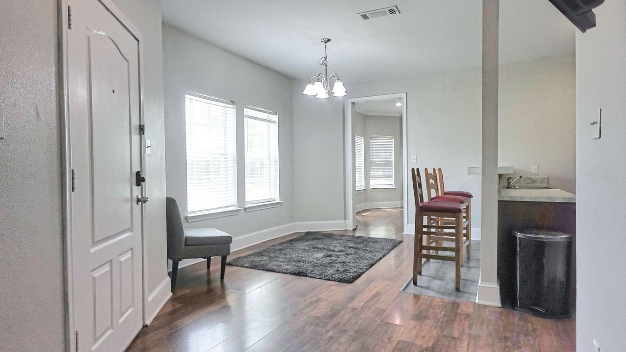 Fletcher Street - Photo 7 of 18