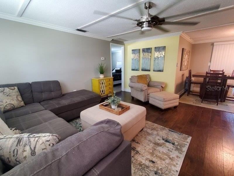 22274 Westchester Boulevard - Photo 4 of 18