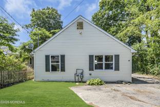 75 River Dr - Photo 1 of 1