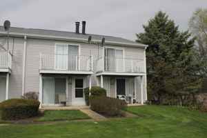 featured image of 440 Meadow Green Ln #440