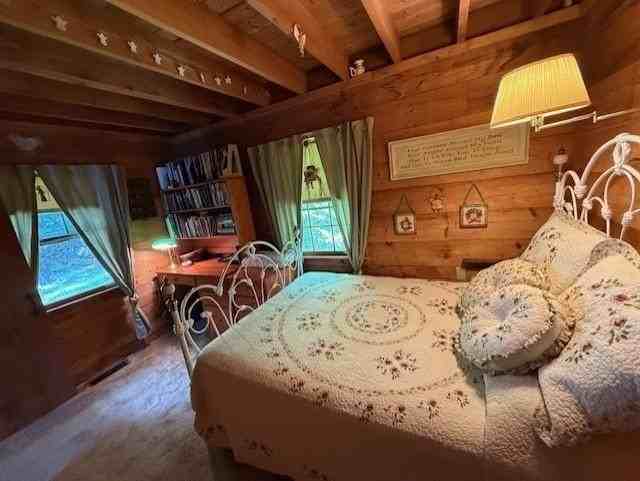 319 Chalk Pond Rd - Photo 6 of 15