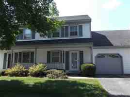 featured image of 7 River View Dr