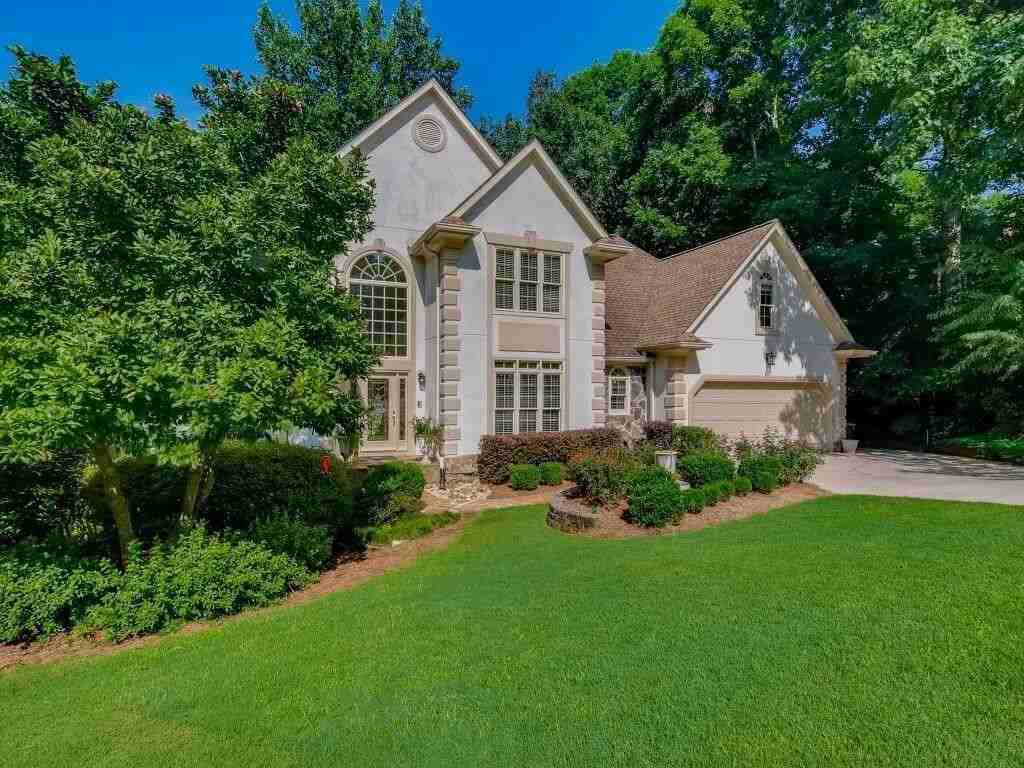 215 Willow Brook Dr - Photo 2 of 45