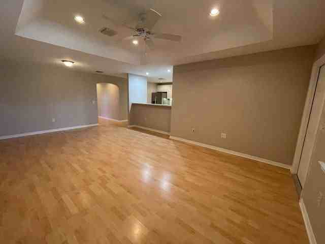 1742 N Dovetail Dr - Photo 2 of 3