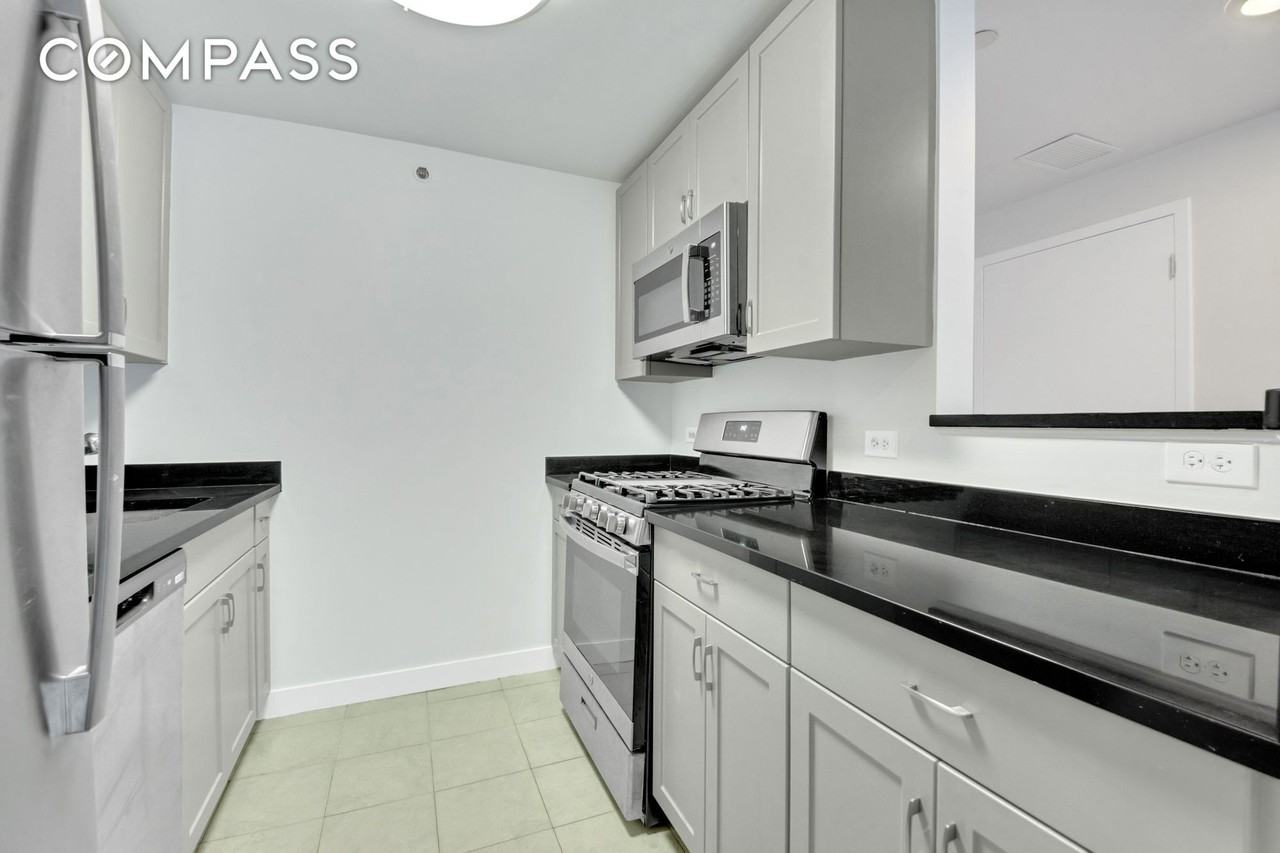 40 West 116th Street #B205 - Photo 3 of 24