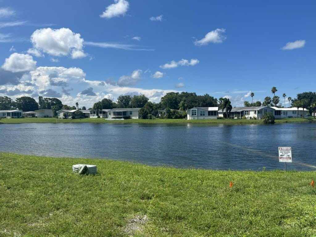 488 Bimini Cay Cir #488 - Photo 3 of 10