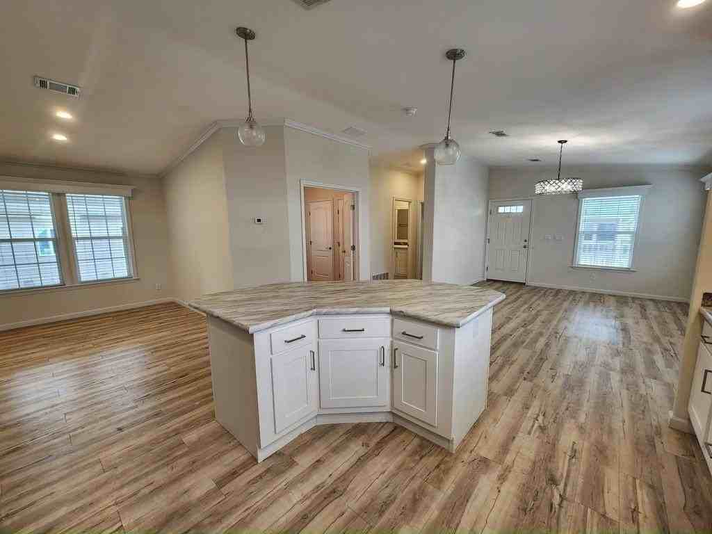 215 Caviller Ct #0215 - Photo 3 of 21