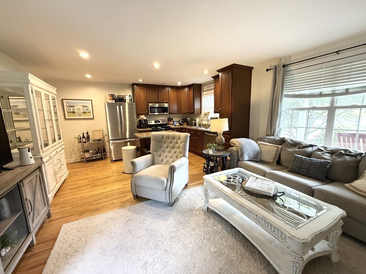 2080 Whitney Ave - Photo 3 of 19