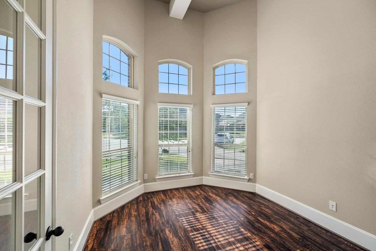 14731 Breyana Park Ln - Photo 6 of 48