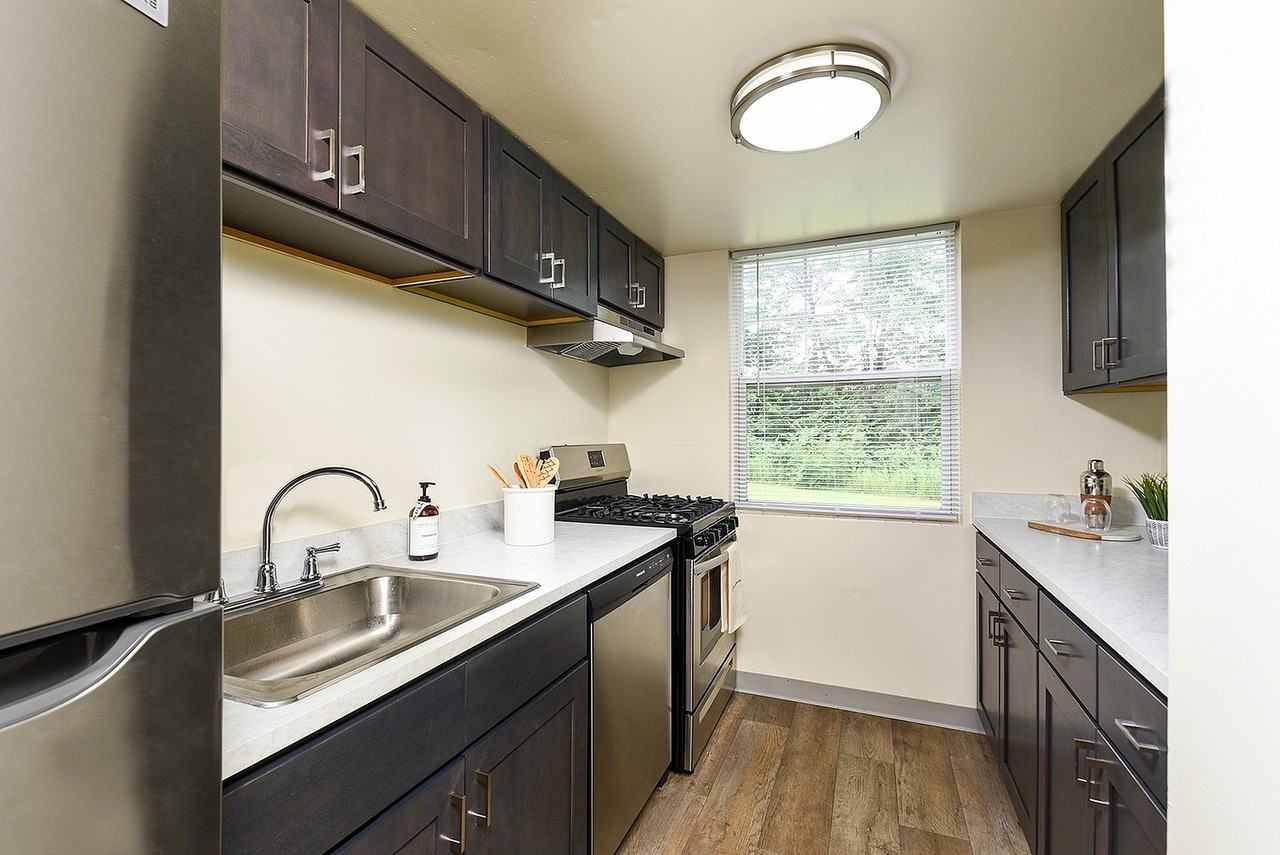 Vairo Village - Photo 2 of 50