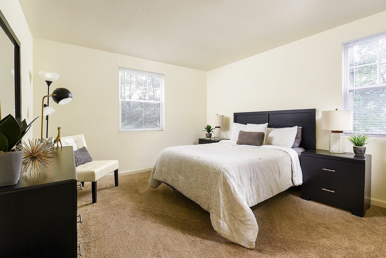 Vairo Village - Photo 7 of 50