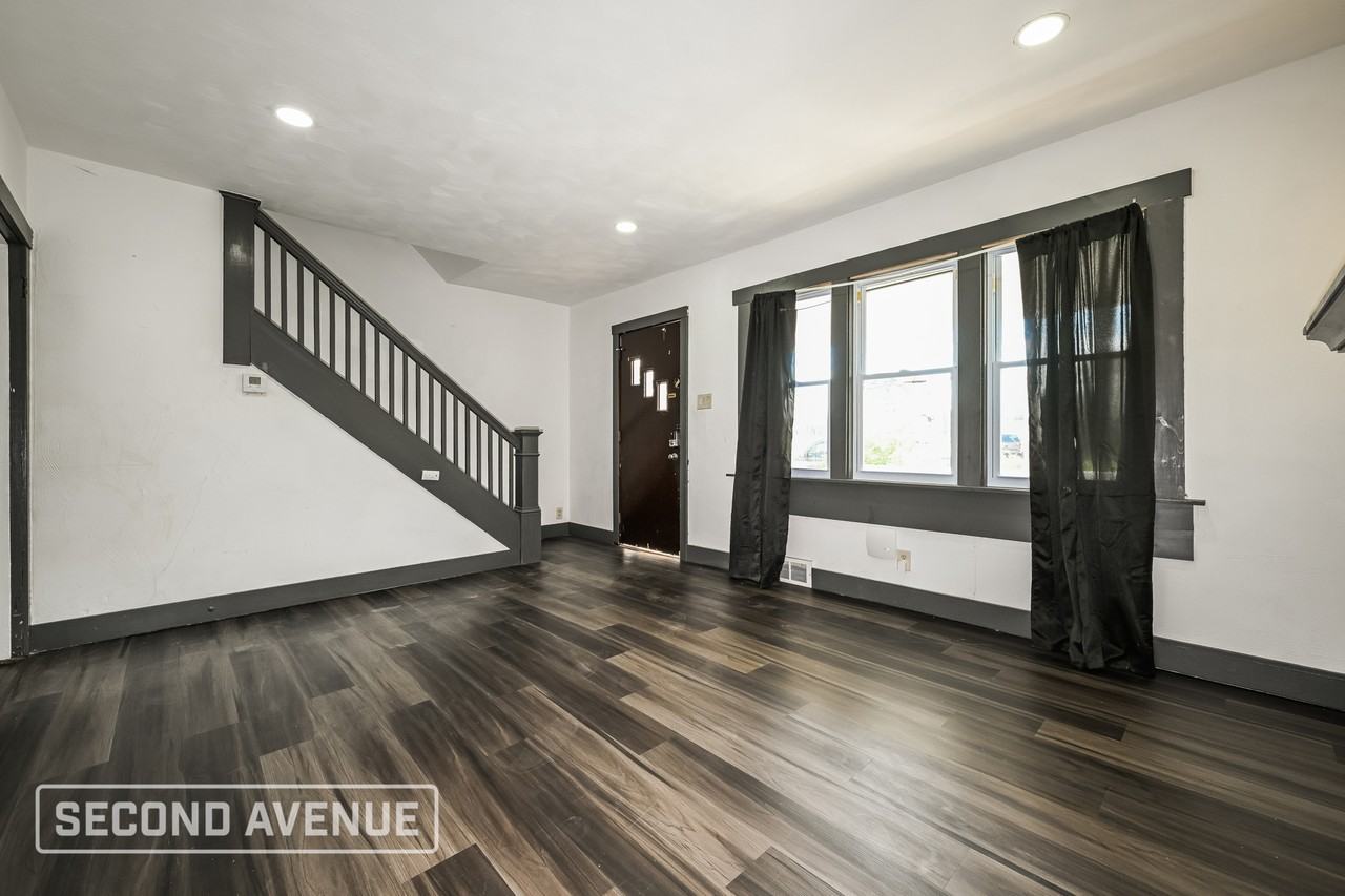 1924 Grandview Ave - Photo 2 of 30