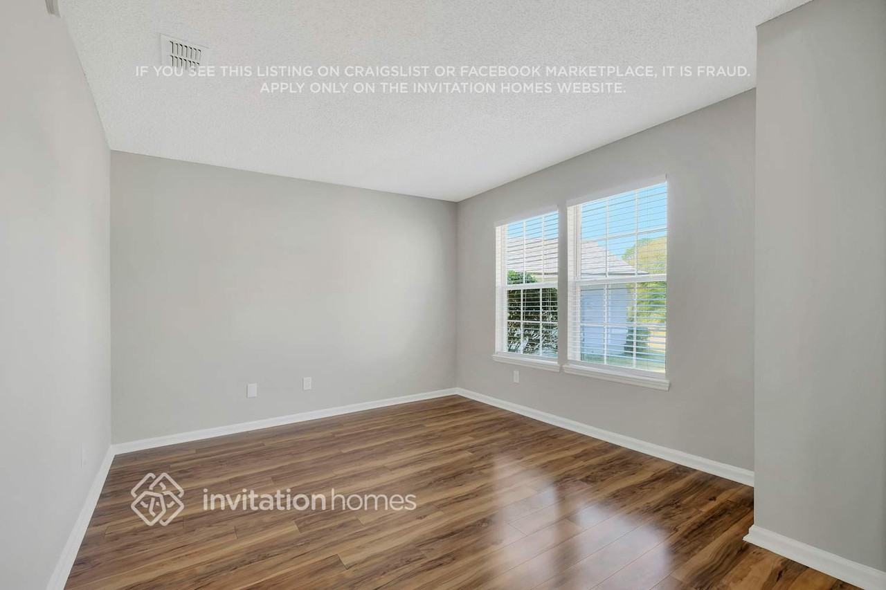 12096 Coachman Lakes Way - Photo 3 of 22