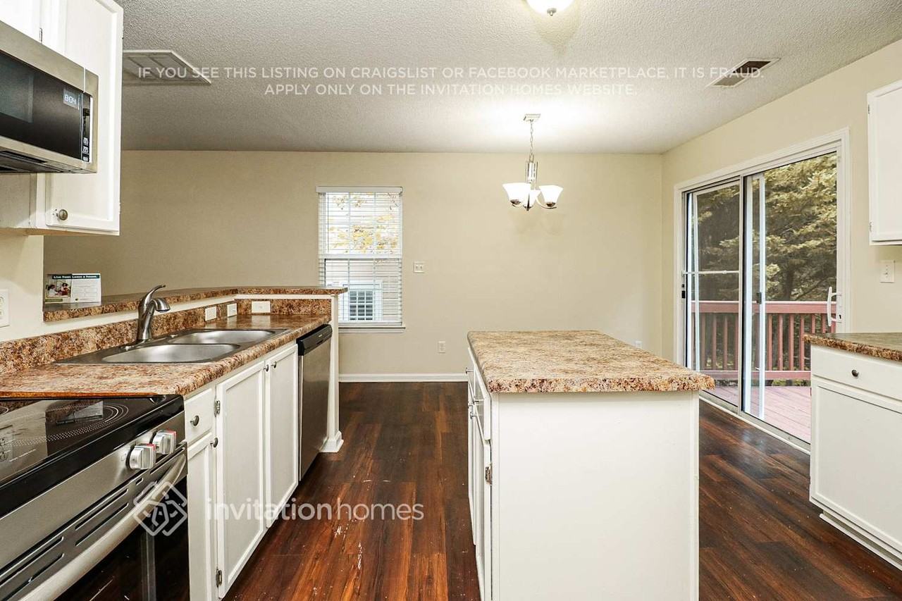 11120 Northwoods Forest Dr - Photo 6 of 17