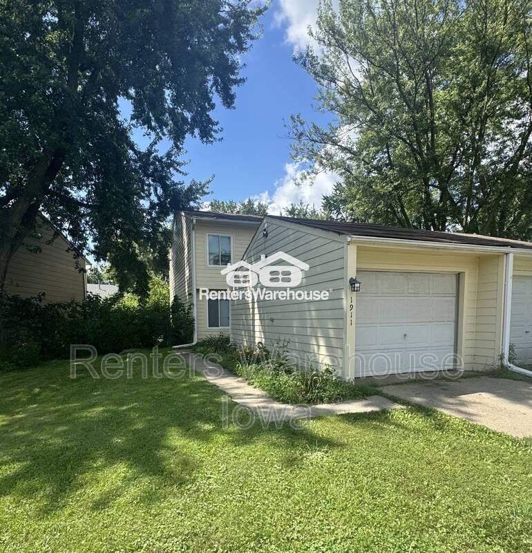 1911 E Creston Ave - Photo 2 of 14