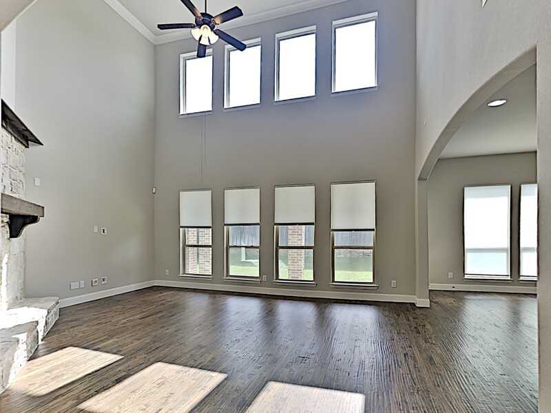 7017 Benjamin Way - Photo 4 of 24