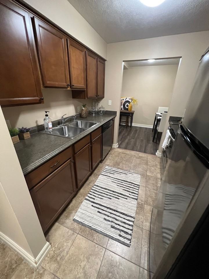 The Park Terrace - Photo 5 of 11