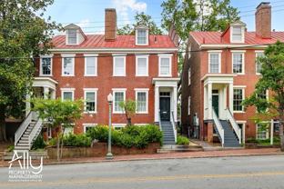 2206 E Broad St - Photo 1 of 1