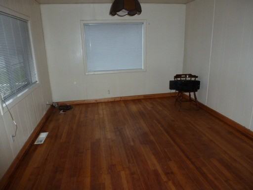 1955 Warner St NE - Photo 2 of 6