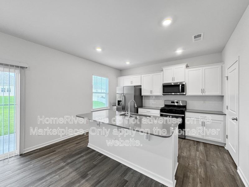 3680 Charles St Nw - Photo 2 of 30