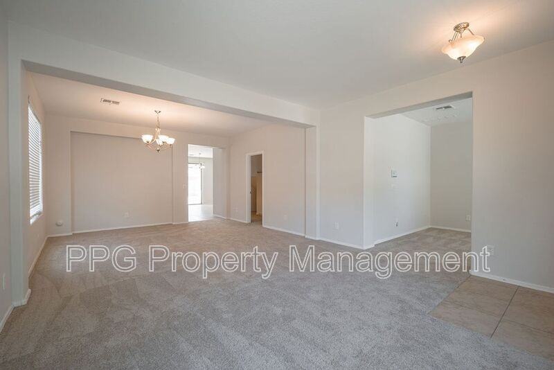 15743 W Sierra St - Photo 3 of 21