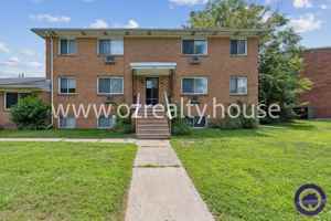 featured image of 1733 Christian Ave #2