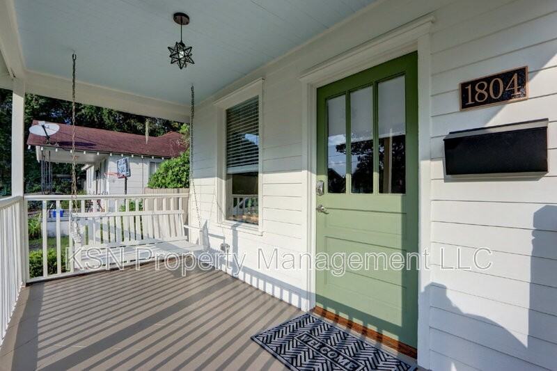 1804 Georgia Ave - Photo 3 of 36