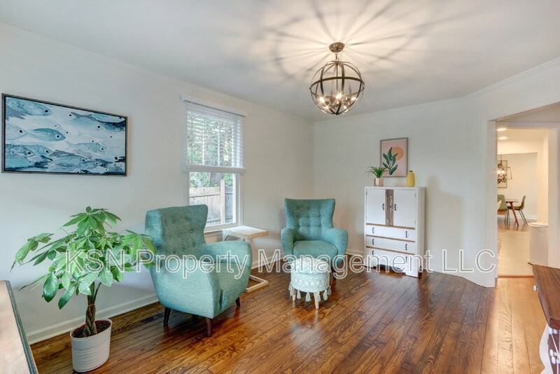 1804 Georgia Ave - Photo 5 of 36