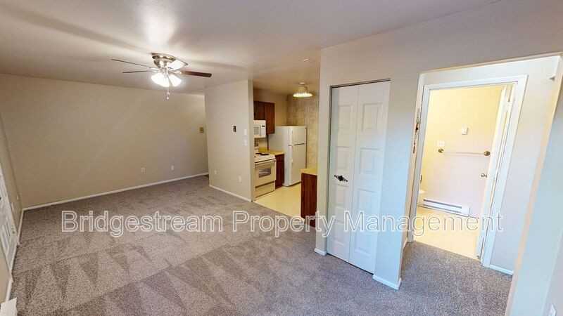 7127 Springboro Pike #8