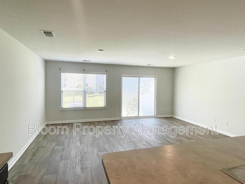 108 Rosefield Ct - Photo 6 of 17