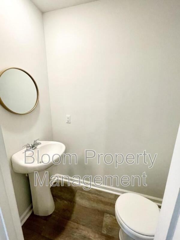 108 Rosefield Ct - Photo 7 of 17