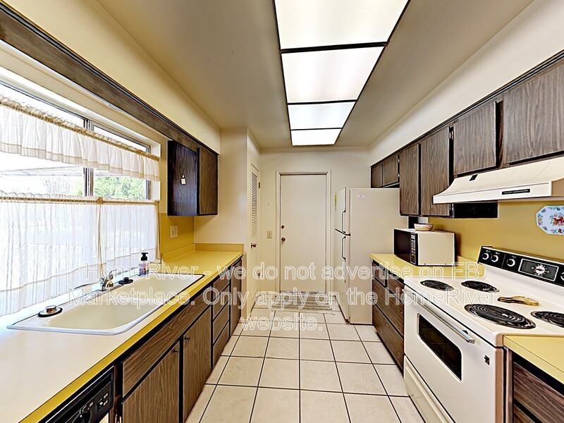 10413 Oak Ridge Drive - Photo 4 of 18