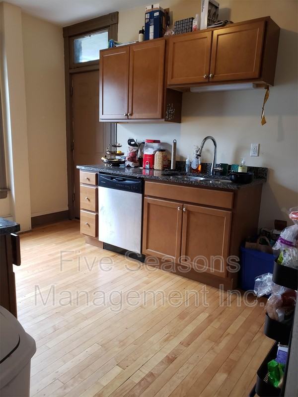 76 N Union St - Photo 7 of 15