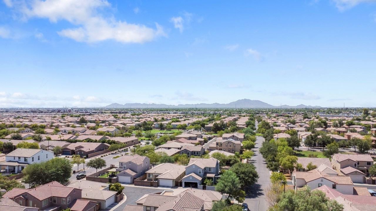 1870 South Colt Drive - Photo 3 of 43