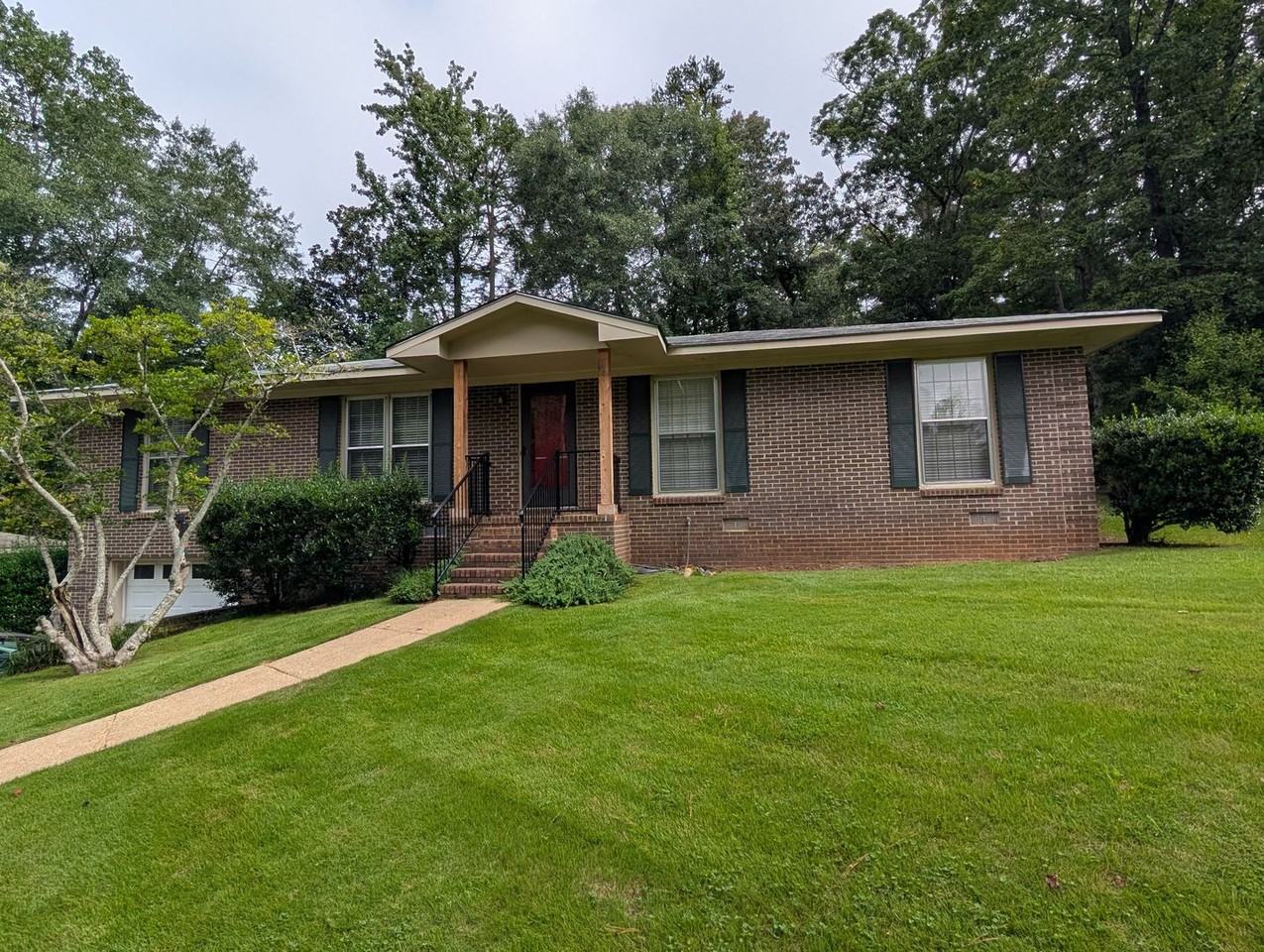 308 Lancaster Avenue - Photo 2 of 10