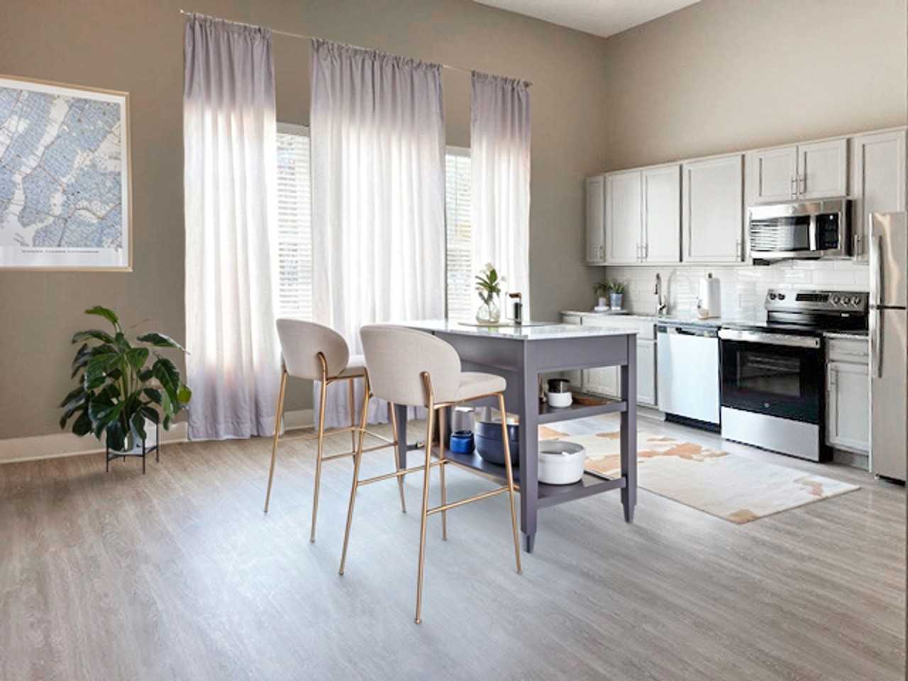 Southern Grove Apartments - Photo 5 of 20