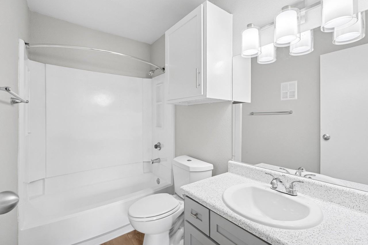 Caldera Apartment Homes - Photo 5 of 33