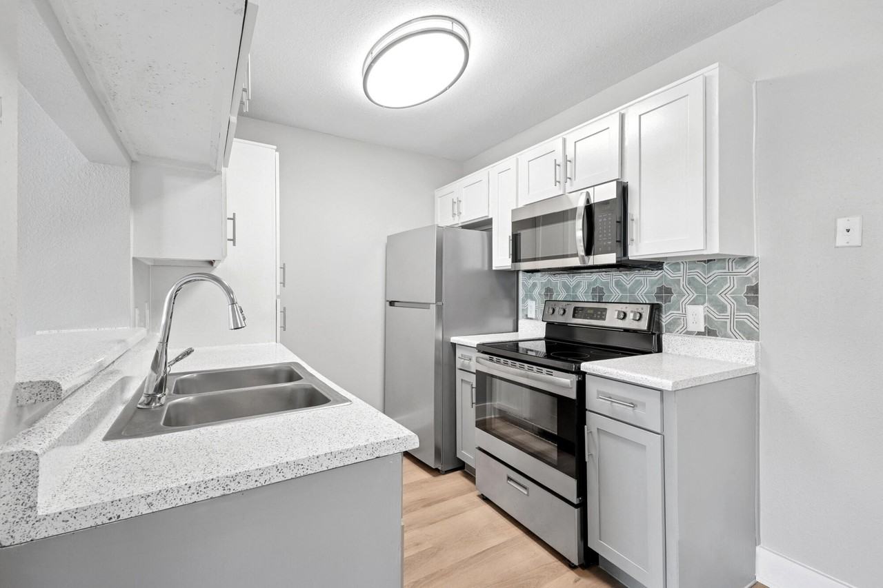 Caldera Apartment Homes - Photo 6 of 33