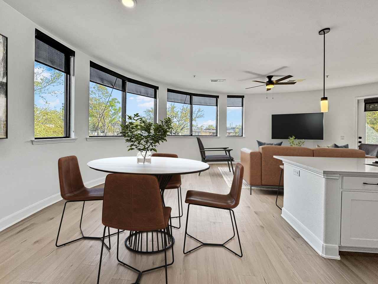 Instrata Upper Kirby - Photo 3 of 48