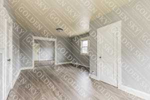 featured image of 611 W Jackson St