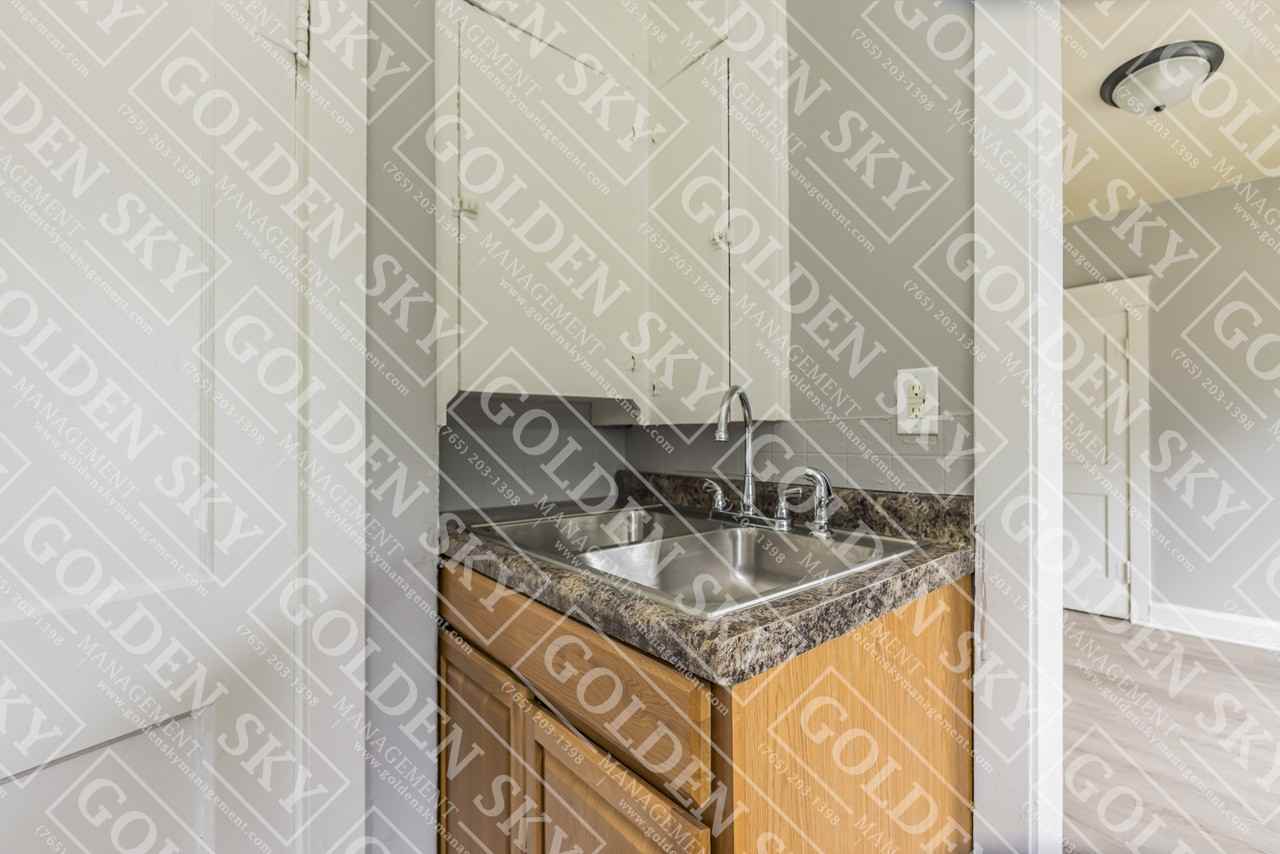 611 West Jackson Street - Unit 3 - Photo 3 of 19