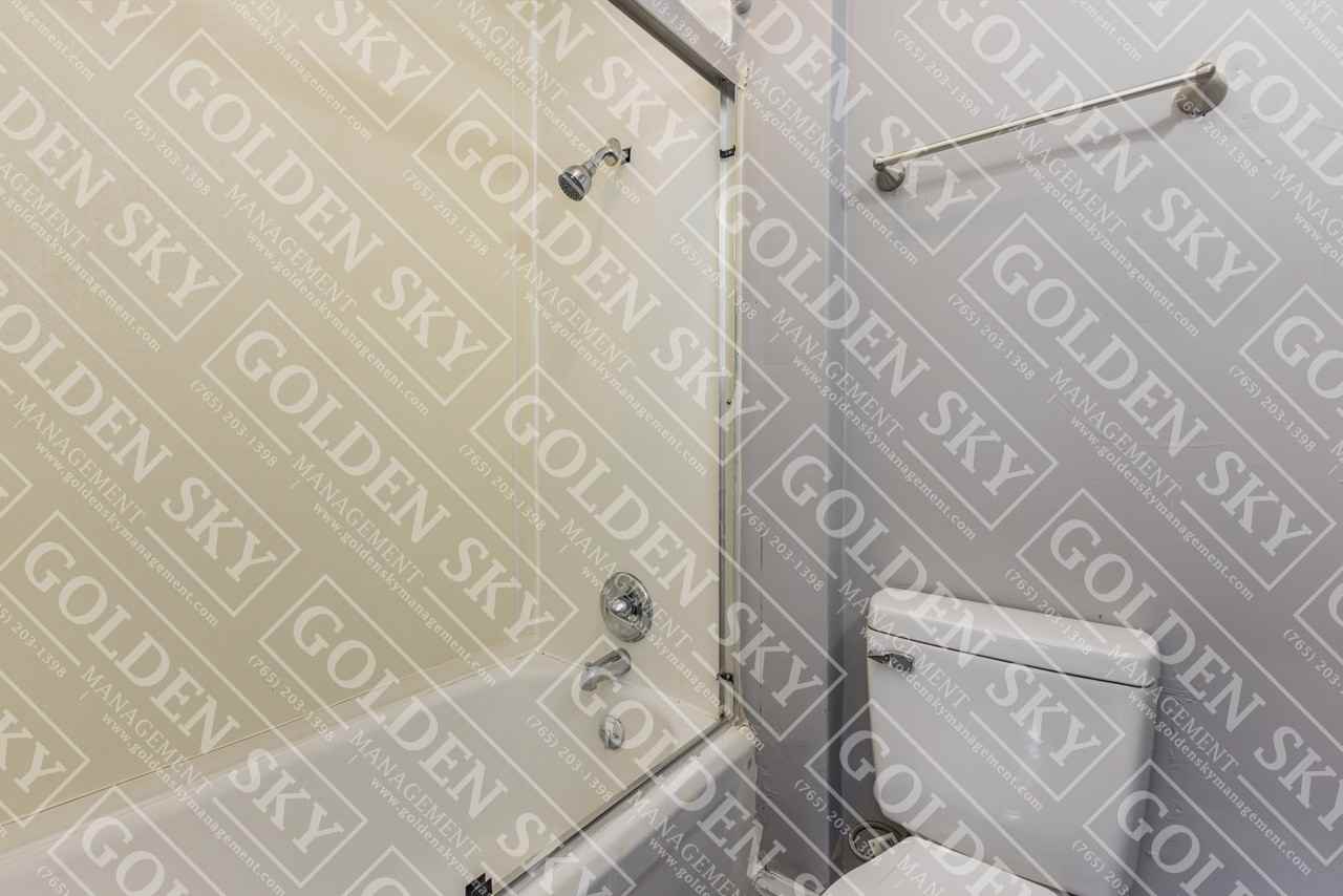 611 West Jackson Street - Unit 3 - Photo 5 of 19