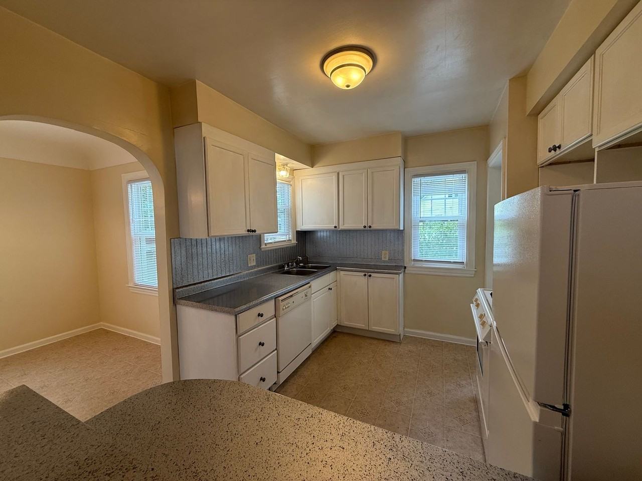 4909 Florida Ave Sw - Photo 3 of 22