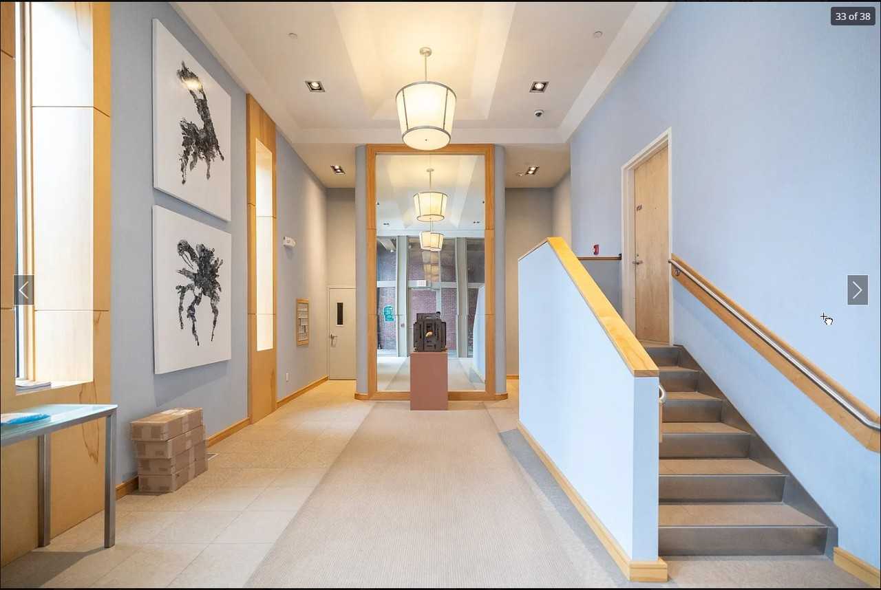 520 Harrison Ave #303 - Photo 5 of 9