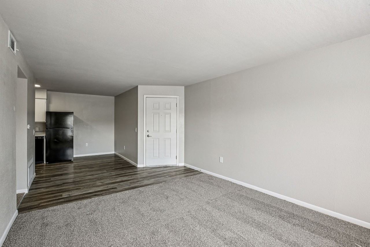 202 Sundance Drive - Photo 3 of 47