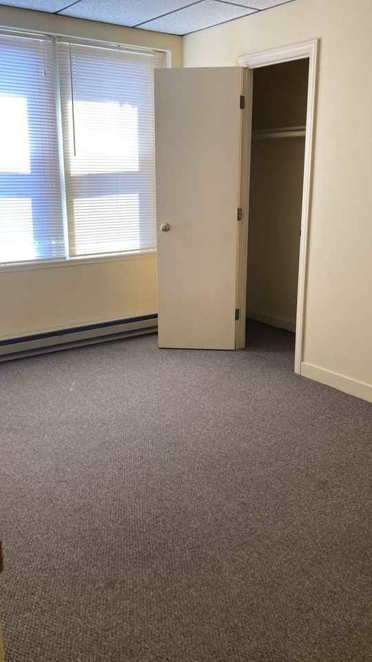 30-32 Willow St - Photo 7 of 33