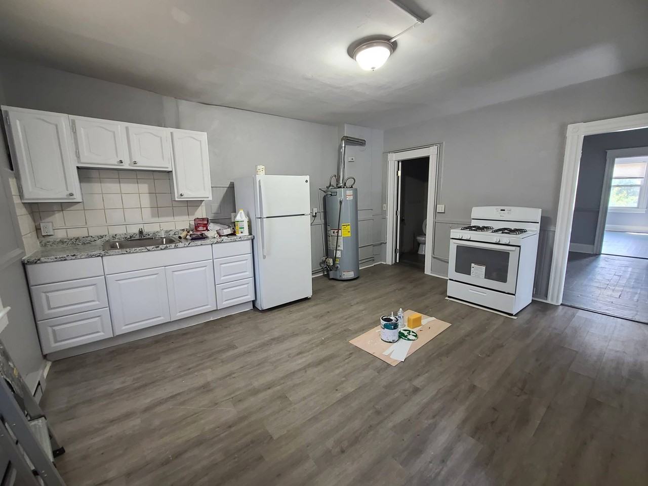 182-184 Washington Street - Photo 6 of 9