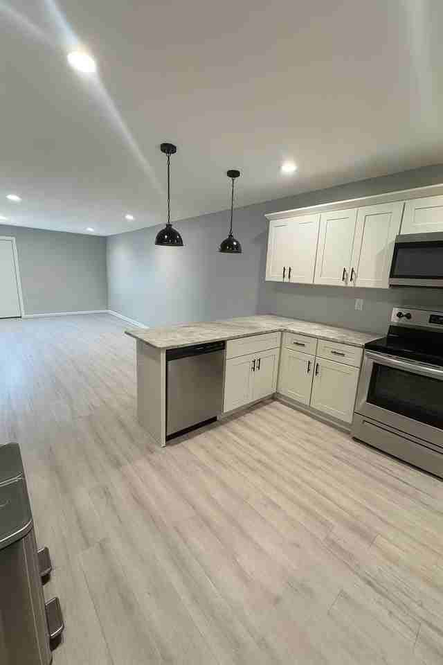 826 Belmont Avenue - Photo 2 of 12