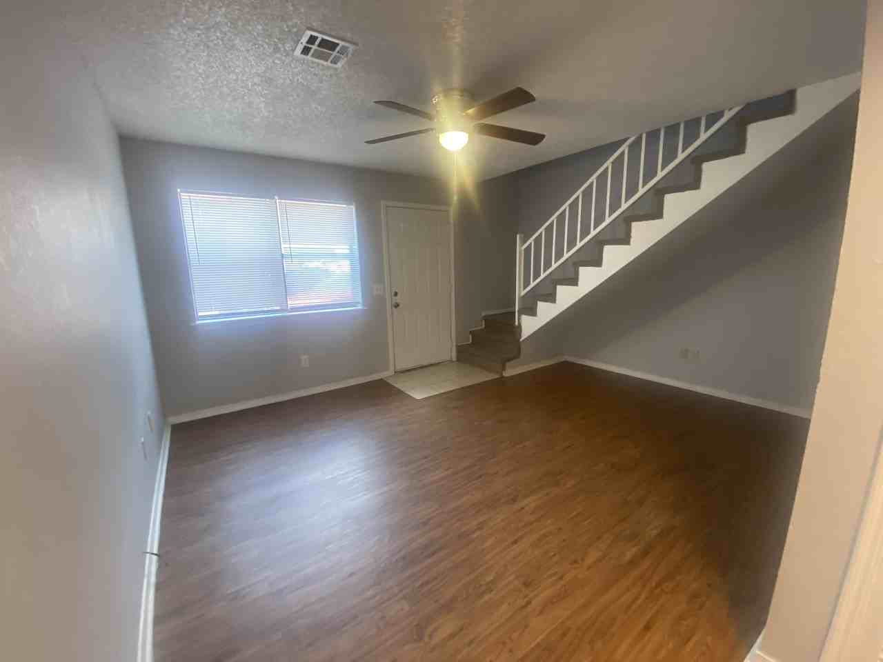 Pleasant Valley Apartments - Photo 3 of 10